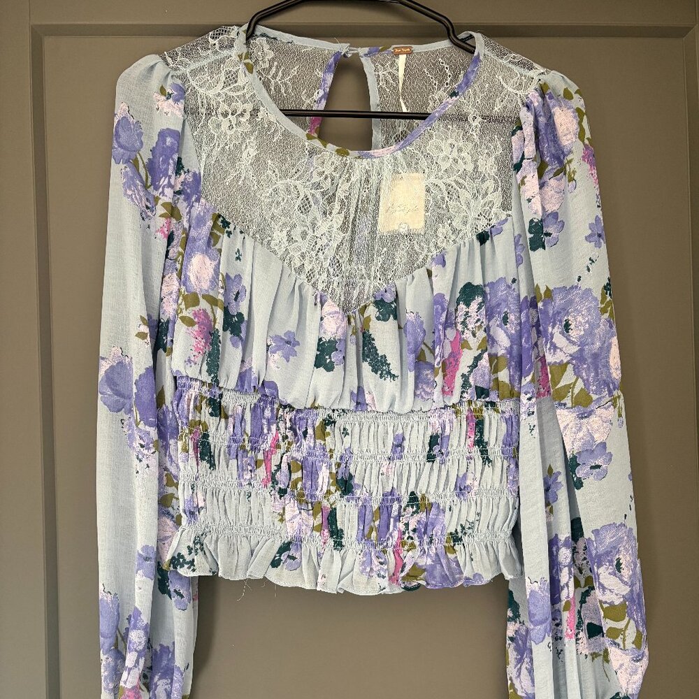 NWT - Blouse - Free People Daphne Floral Lace - Size S